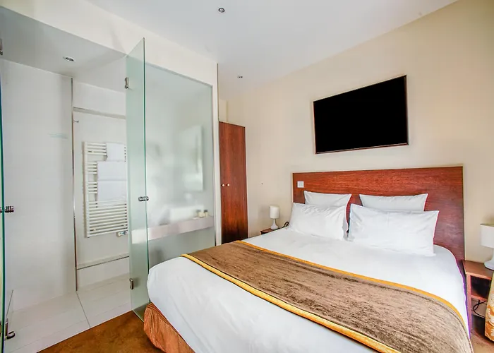 Queens Boutique Hotel